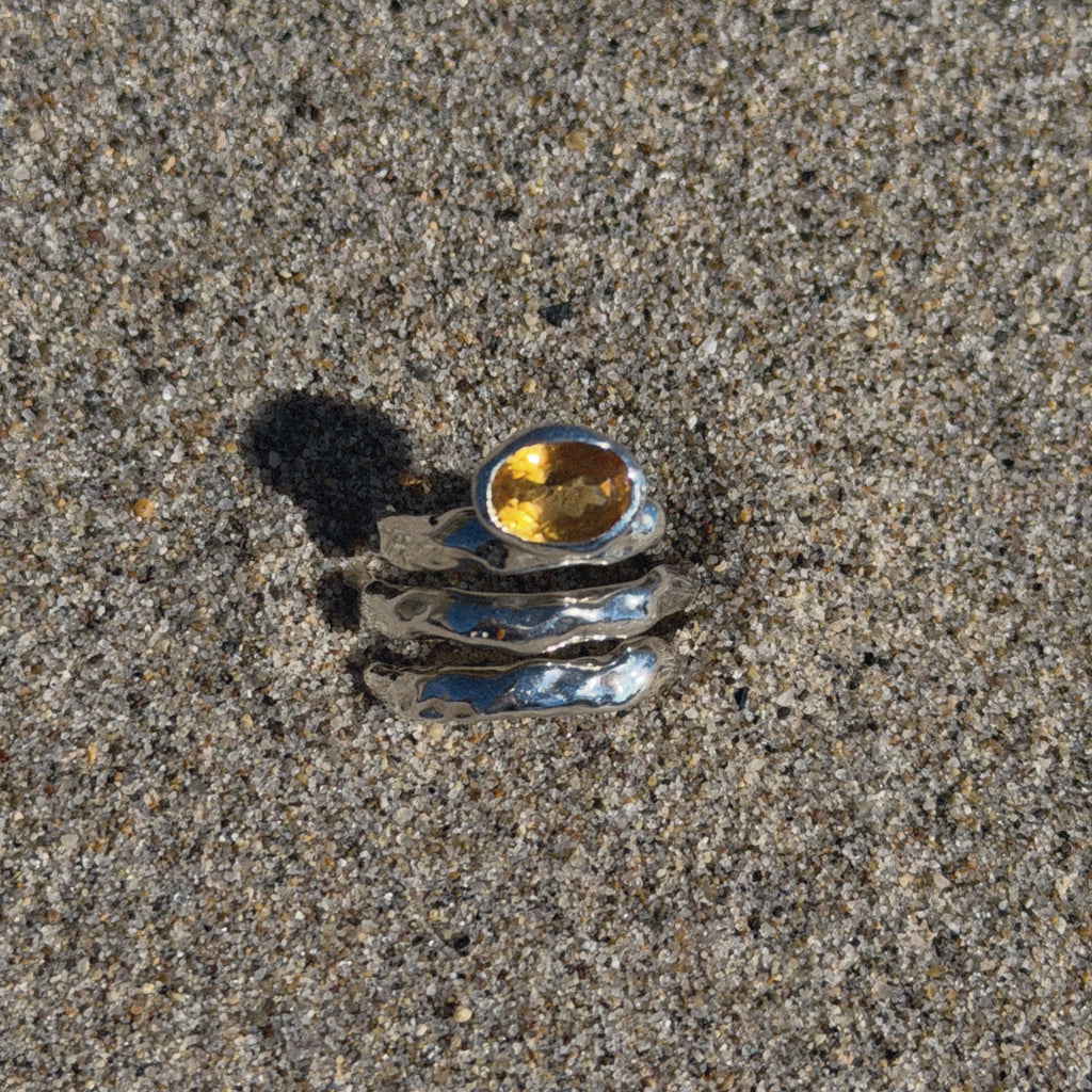 Ameera ring