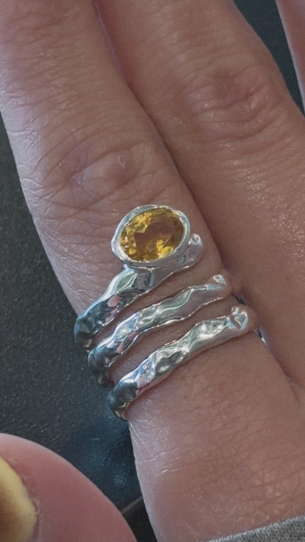 Ameera ring
